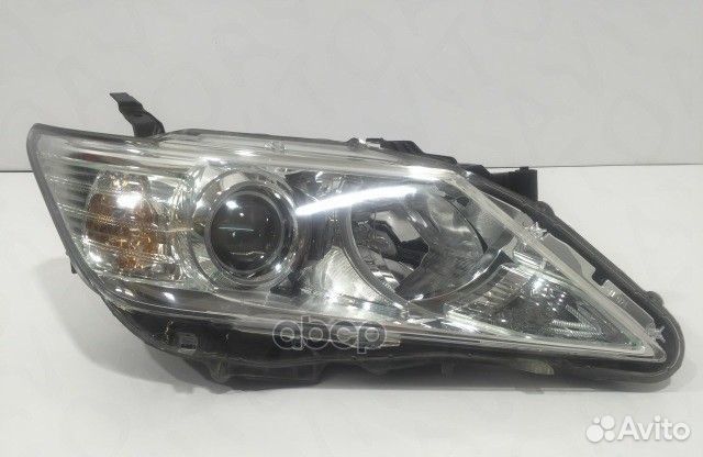 Фара 8113033841 toyota