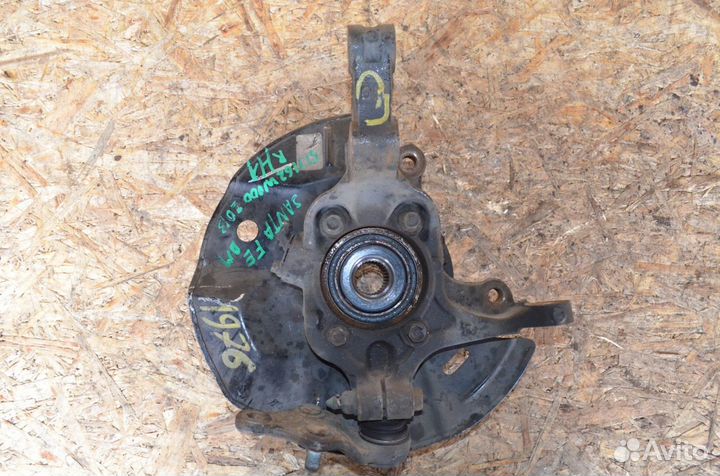 Кулак поворотный передний правый Hyundai Santa Fe