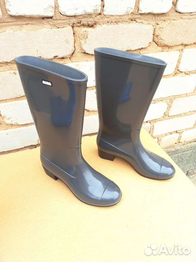 Резиновые сапоги чёрные