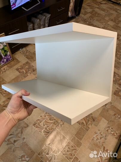 Полка настенная новая