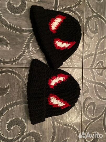 Шапка вязаная человек паук
