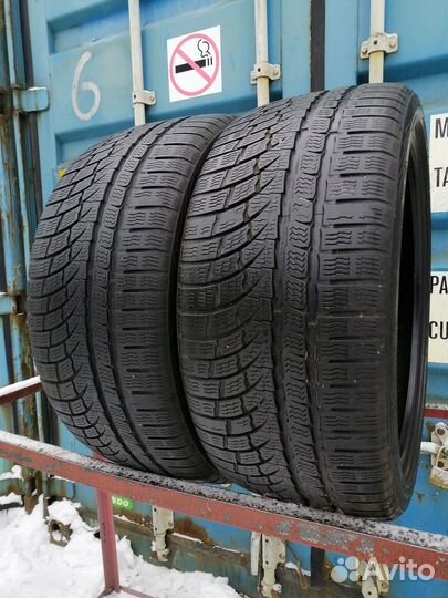 Nokian Tyres WR A4 255/35 R20