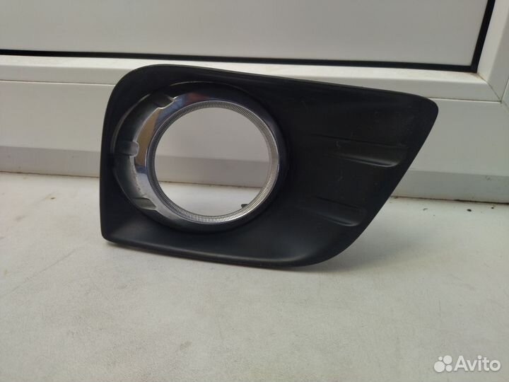 Рамка птф правой Toyota Land Cruiser Prado 150