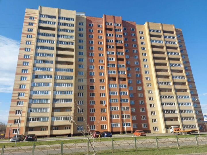 2-к. квартира, 81,3 м², 12/16 эт.