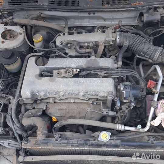 Двс Nissan Blubird 2.0
