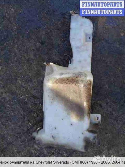 Бачок омывателя Chevrolet Tahoe (GMT840), 2004 5.3 Бензин