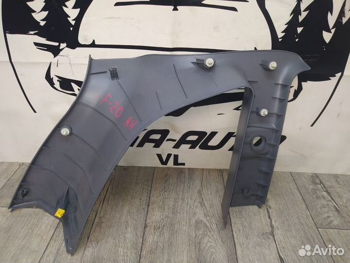 Обшивка салона задняя правая Hyundai Matrix wagon