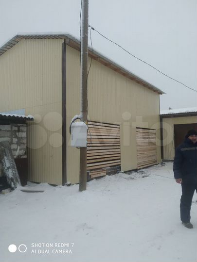 Гараж, > 30 м²
