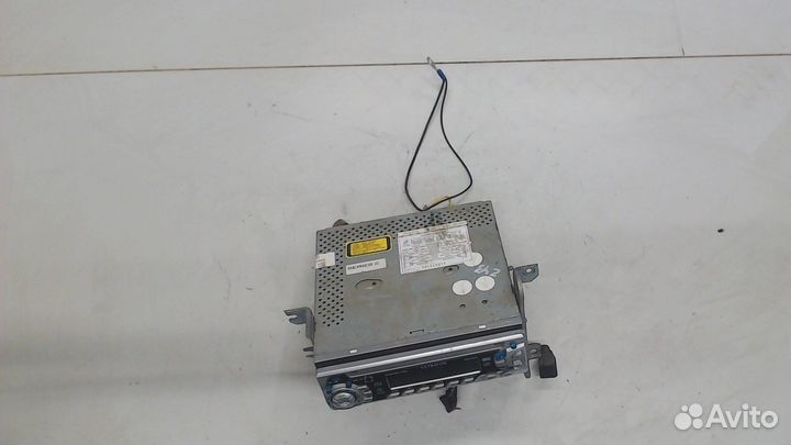 Магнитола Nissan Patrol, 1990