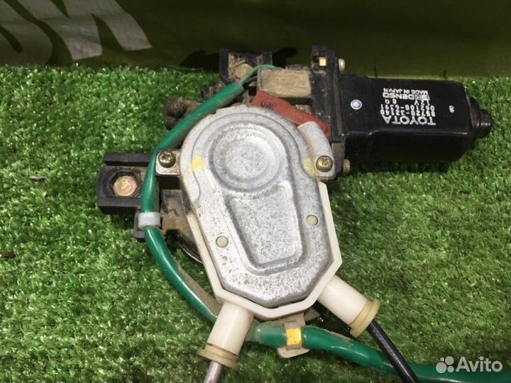 Стеклоподъемный механизм задний левый Toyota Vista