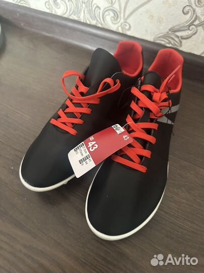 Футбольные бутсы kipsta 43 новые