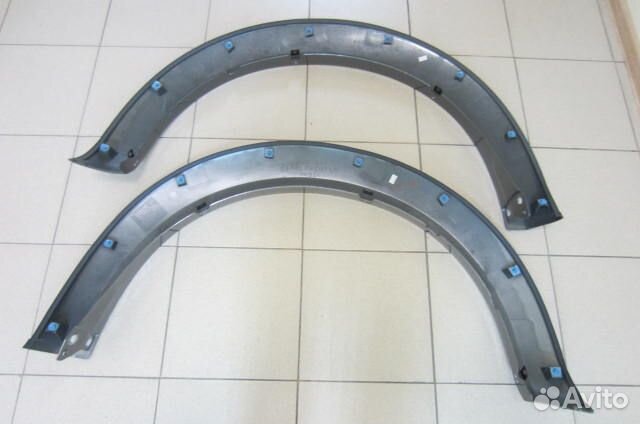 Накладка переднего крыла Mitsubishi L200 2006-2013