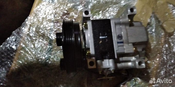 Компрессор кондиционера авто