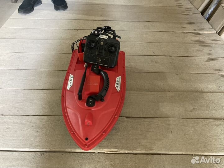 Продам кораблик