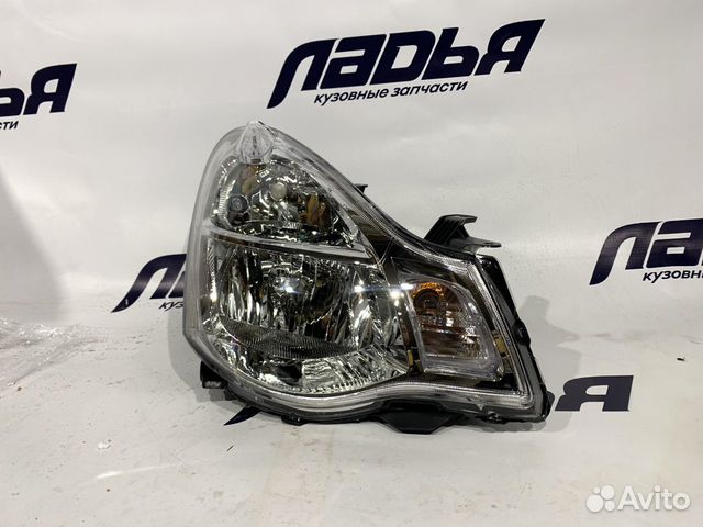 Фара Nissan Almera G15 (13) правая