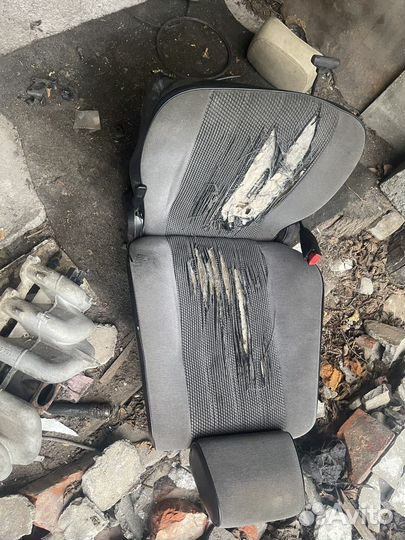 Передние сиденья bmw e30