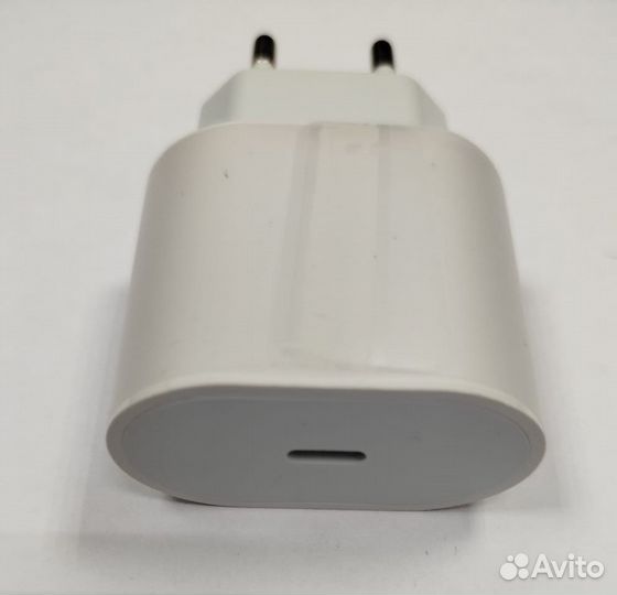 Зарядное устройство на iPhone