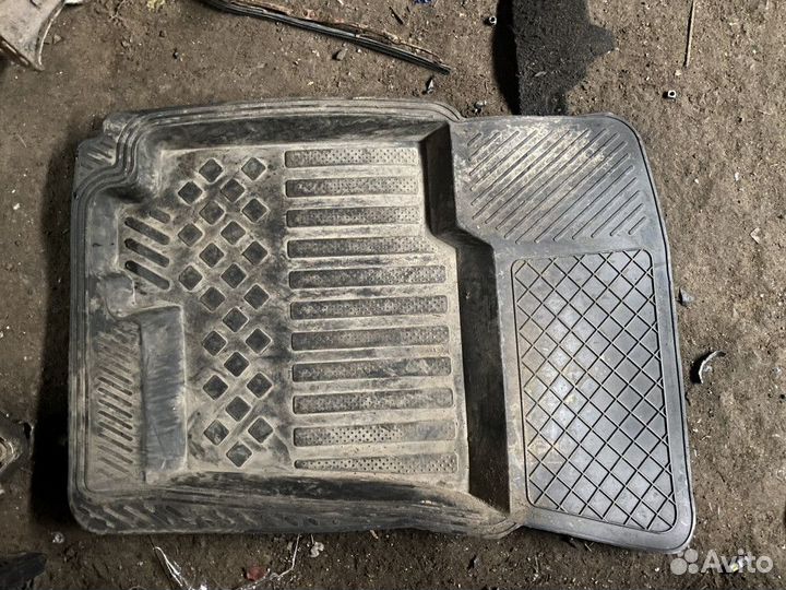 Коврики салонные комплект Hyundai Elantra 2000-200