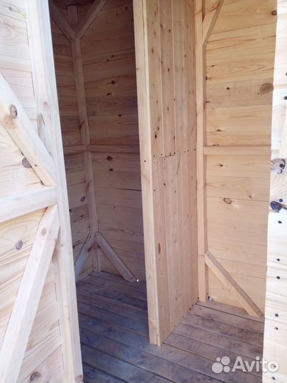 Дачный душ с раздевалкой