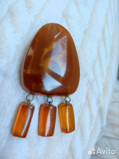 Брошь СССР под янтарь