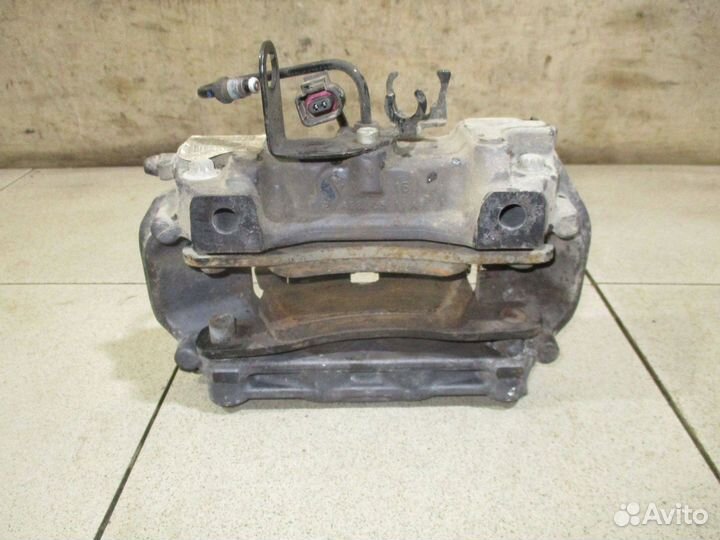 Суппорт задний левый VW Touareg 2 (7P)