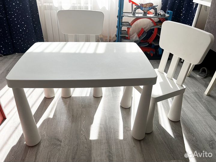 Стол и 2 стула детские маммут