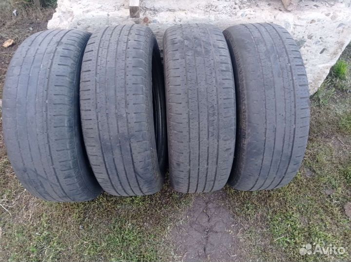 Centennial Tires Dirt Commander MT 215/65 R16