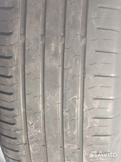 Continental Conti.eContact 215/65 R16 98H