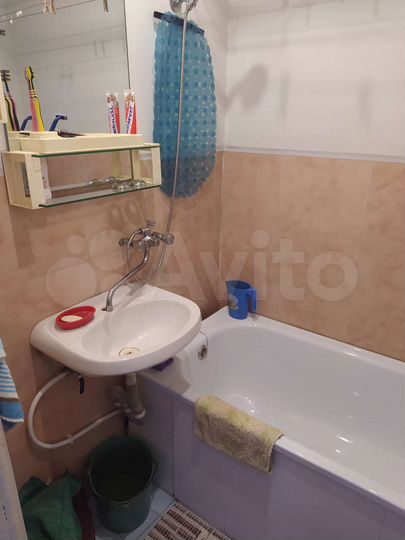 3-к. квартира, 60 м², 1/2 эт.