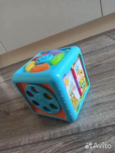 Развивающие игрушки для малыша пакетом