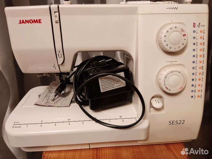 Швейная машина Janome se 522