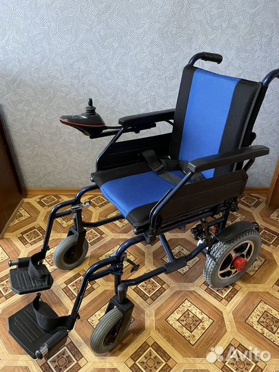 Коляска инвалидная с электроприводом