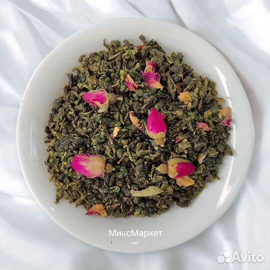 Чай Улун С лепестками роз
