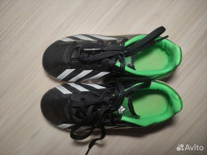 Футбольные бутсы Adidas