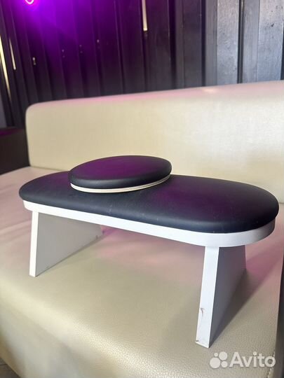 Маникюрная подставка для рук