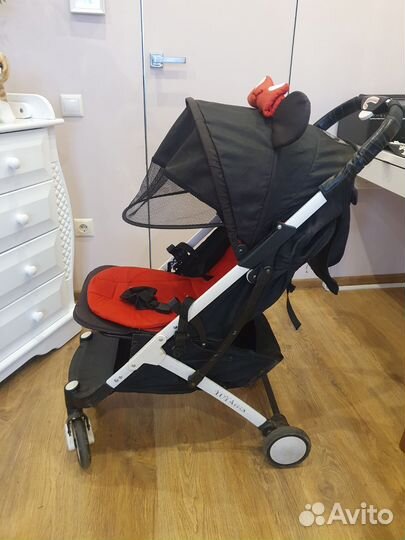 Коляска прогулочная yoya plus