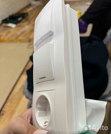 Розетка с выключателем