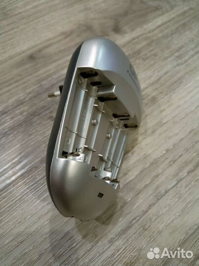 Зарядное устройство GP PowerBank для батареек