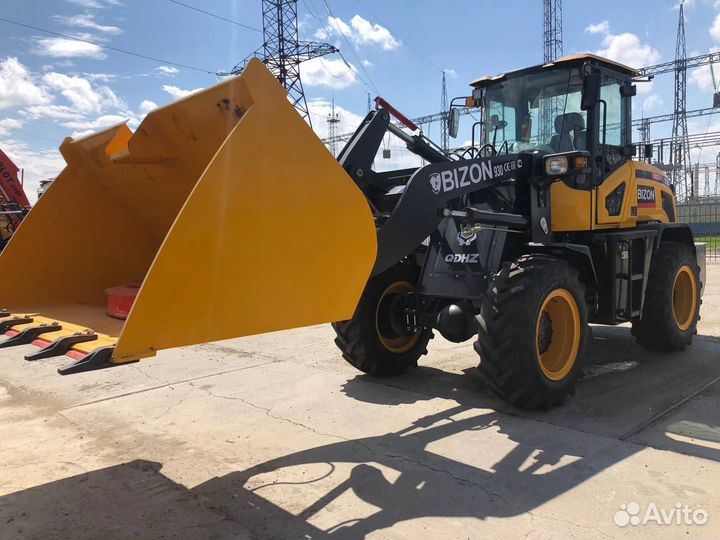 Фронтальный погрузчик BIZON 932, 2023