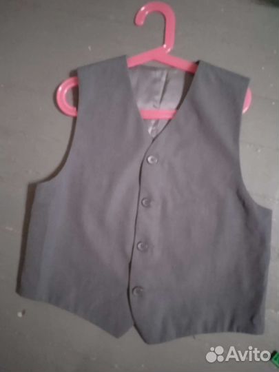 Жилетка для мальчика школьная 140