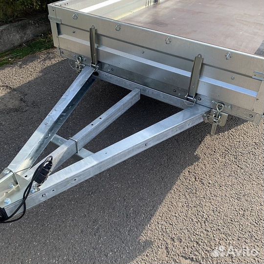 Прицеп от брэнда Экспедиция 3250*1500*300 мм