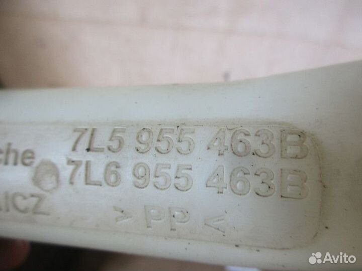 Горловина бачка омывателя VW Touareg 2002-2010