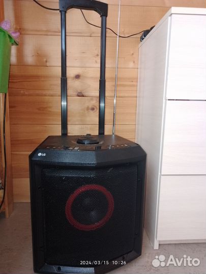 Музыкальная колонка lg fh2 на акб