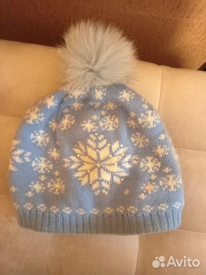 Шапки зимние, варежки, шарф