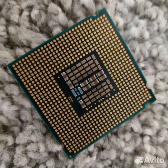 Intel Xeon E5440 Сокет LGA775