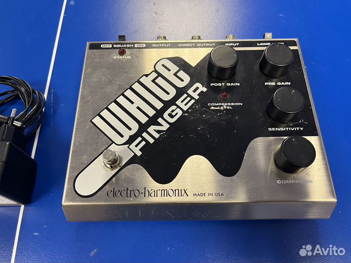 Electro-Harmonix White Finger компрессор