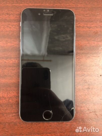 Телефон iPhone 6s