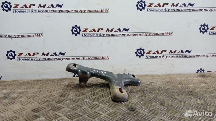 Кронштейн бампера правый Man Tgl