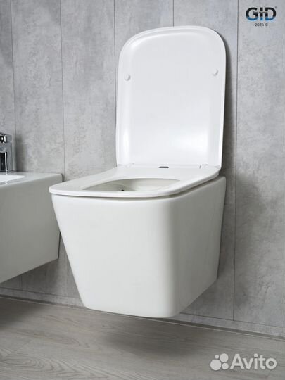 Безободковый подвесной унитаз белый Gid Tr2143