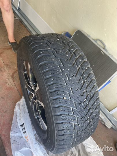 Зимние колёса 285/60R18